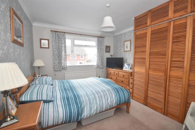 Bedroom 1.jpg