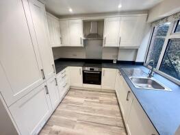 6, Priory Court, Portsmouth Road, Guildford GU2 4DX
