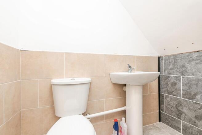 3 bed Semi-Detached for sale Image 7