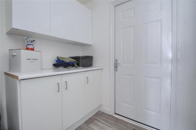 3 bed Semi-Detached for sale Image 9
