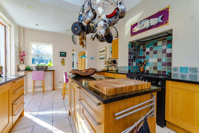 Kitchen/Breakfast Room