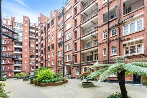 Queen Alexandra Mansions,
Hastings Street, WC1H