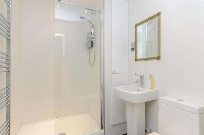 8338732-interior32.jpg
