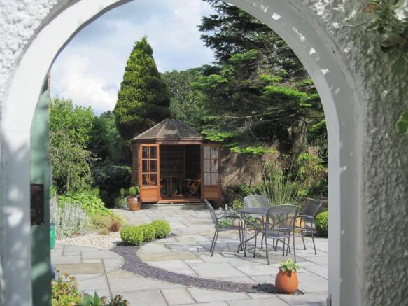 side garden