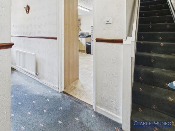 3 bed Terraced for sale Image 9