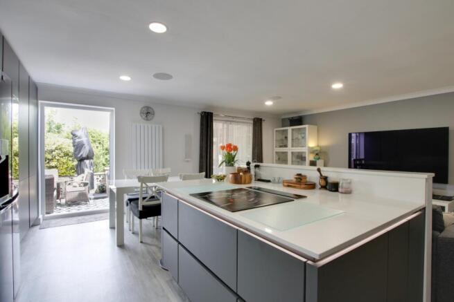 KITCHEN AREA