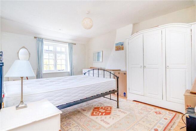 3 bed Terraced for sale Image 5
