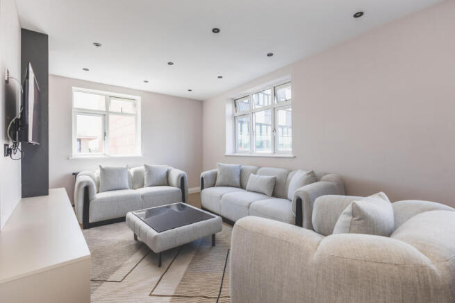 Selection of 3 Bedroom Apartments to Rent