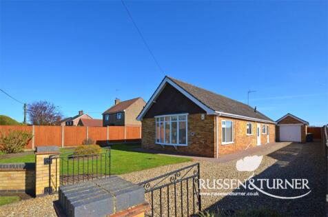 Fabulous, turn-key bungalow on Ashwicken Road
