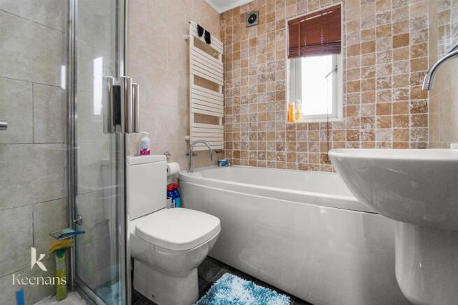 3 bed Semi-Detached for sale Image 12