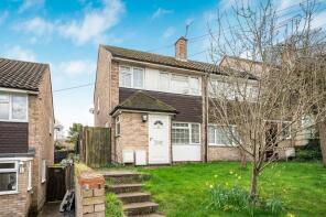 35, Deangarden Rise, High Wycombe HP11 1RF