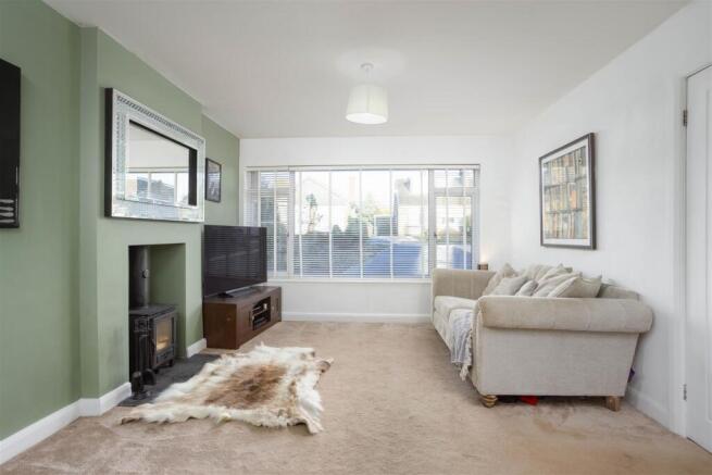 3 bed Detached for sale Image 5