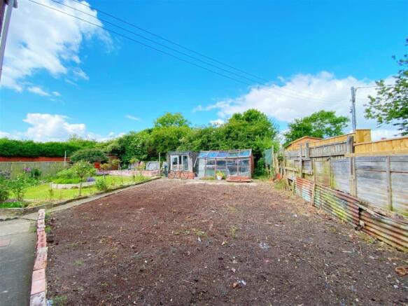 Garden 1.jpg