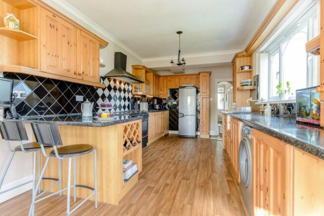 Kitchen/Dining Room