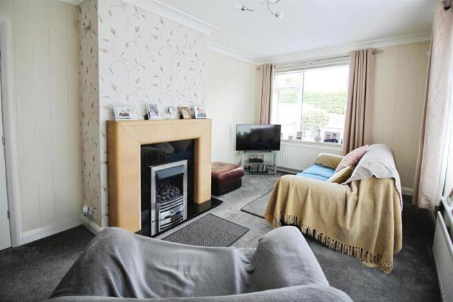 3 bed Detached Bungalow for sale Image 6