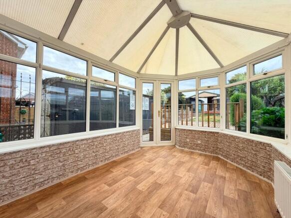 3 bed Semi-Detached for sale Image 4