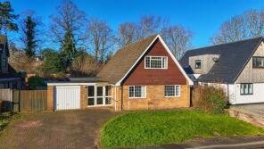 19, Spinney Drive, Collingtree, Northampton NN4 0NG