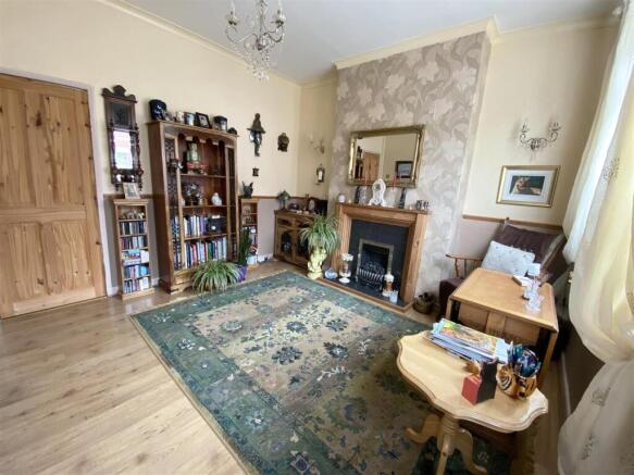 Grindle Road, Longford, Coventry  * Perfect for canal walks * photo 2