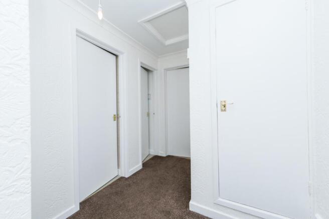 2 bed Flat to rent Image 6