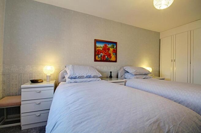 Bedroom 2 (Double)