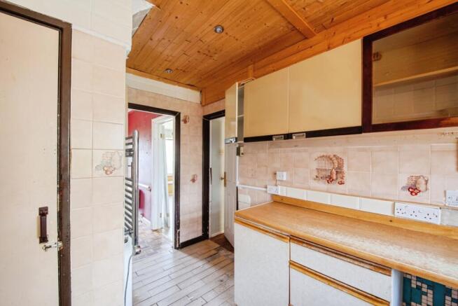 3 bed Semi-Detached for sale Image 10