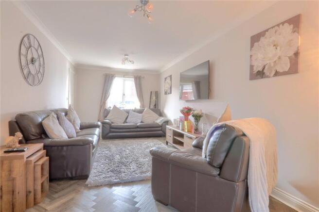 3 bed Detached for sale Image 4