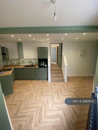 Apt 6 Kitchen