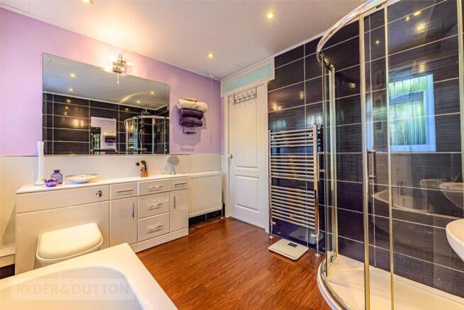 3 bed Detached Bungalow for sale Image 10
