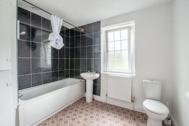 2 bed Terraced for sale Image 11