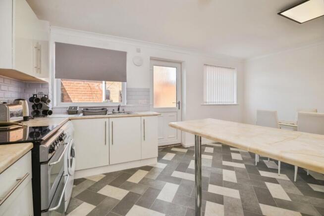3 bed End of Terrace for sale Image 11