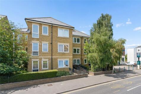 Wrotham Road, Gravesend, Kent, DA11