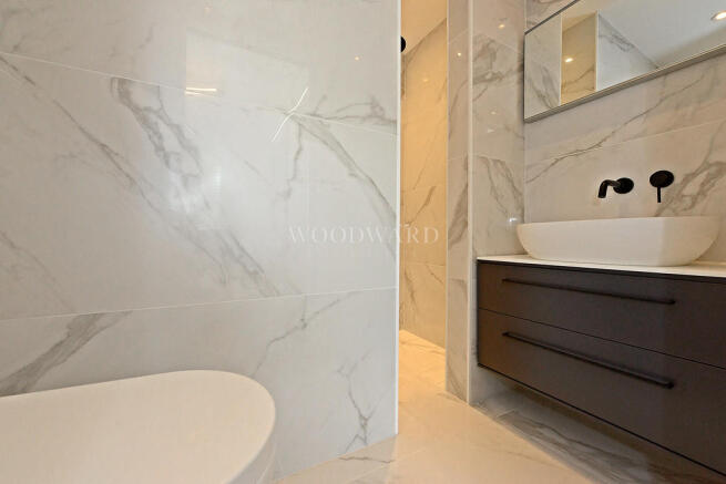 En-Suite Shower/W...