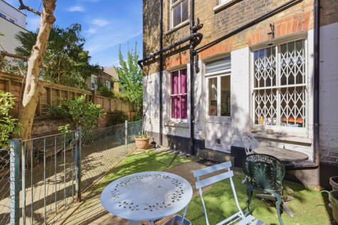 Mark Mansions, Westville Road, W12