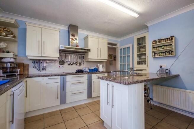 Kitchen/breakfast ro