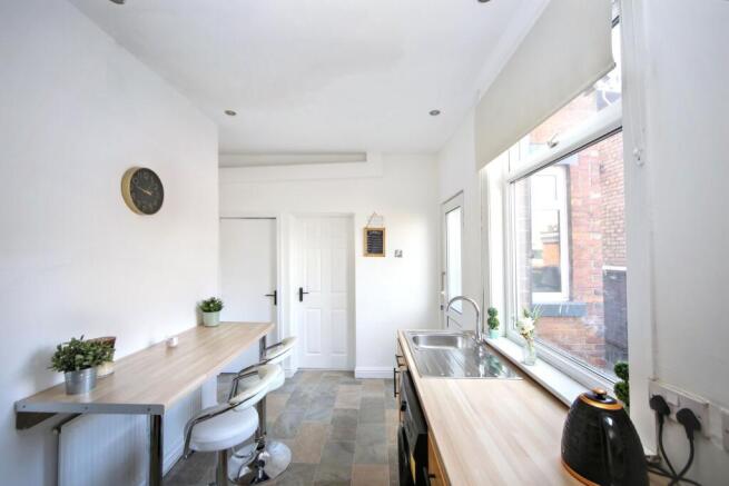 3 bed Terraced for sale Image 8