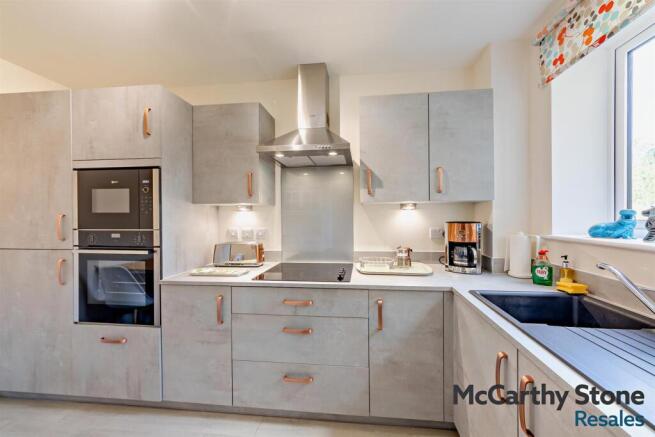 1 bed Apartment for sale Image 8