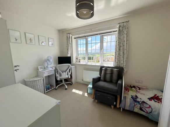 2 bed Semi-Detached for sale Image 7