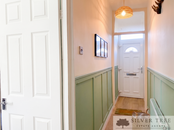 3 bed Terraced for sale Image 11