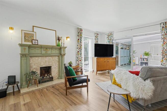 Lounge_Diner 1_2.jpeg