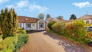 19, Gerrard Gardens, Pinner HA5 2PT
