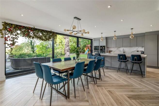 Kitchen/Dining