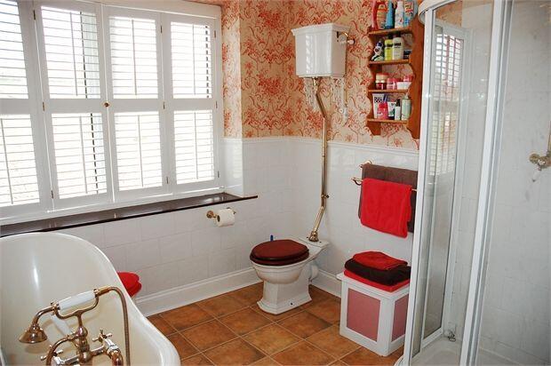 FAMILY BATHROOM:-