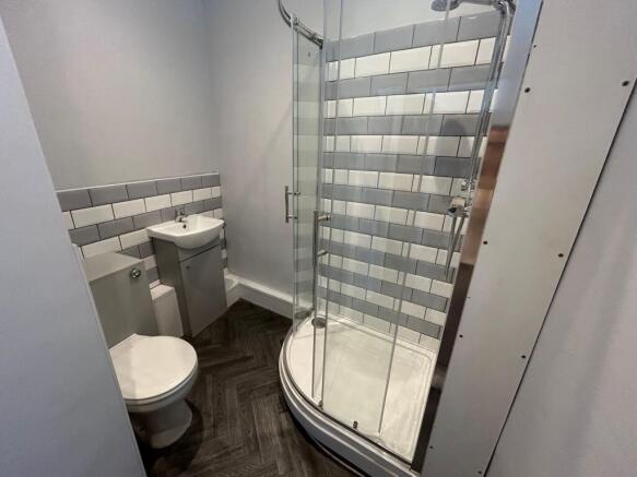 1 bed Terraced to rent Image 4