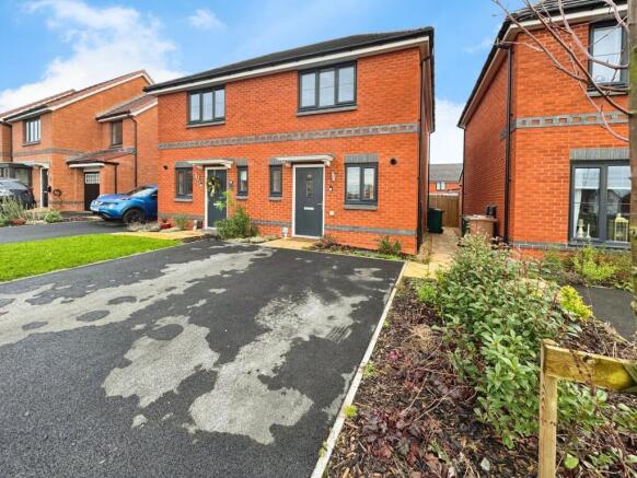 2-bed semi-detached on Thorneywood Road, Drakelow, DE15, £210,000