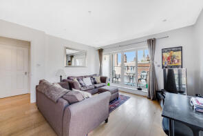Flat 7, 104, Triangle Place, London SW4 7EQ