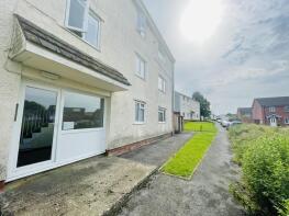 32, Montague Court, Peregrine Close, Haverfordwest SA61 2TG