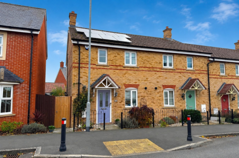 Valerian Way, Stotfold, Hitchin, SG5