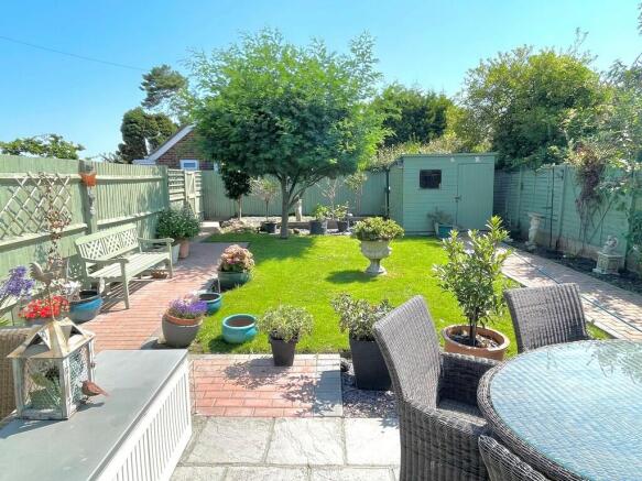 22 Mill Lane Gard...