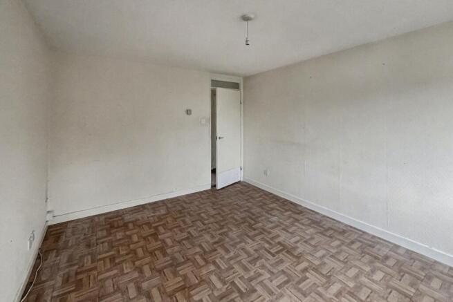 57 Squirrel Close, Hounslow, Middlesex, TW4 7NU