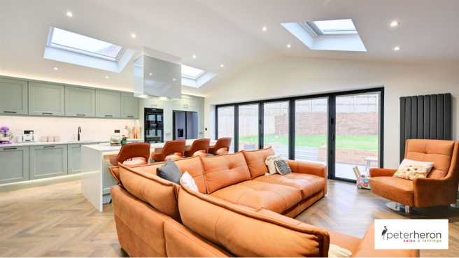 Open Plan Breakfasting Kitchen And Family Area